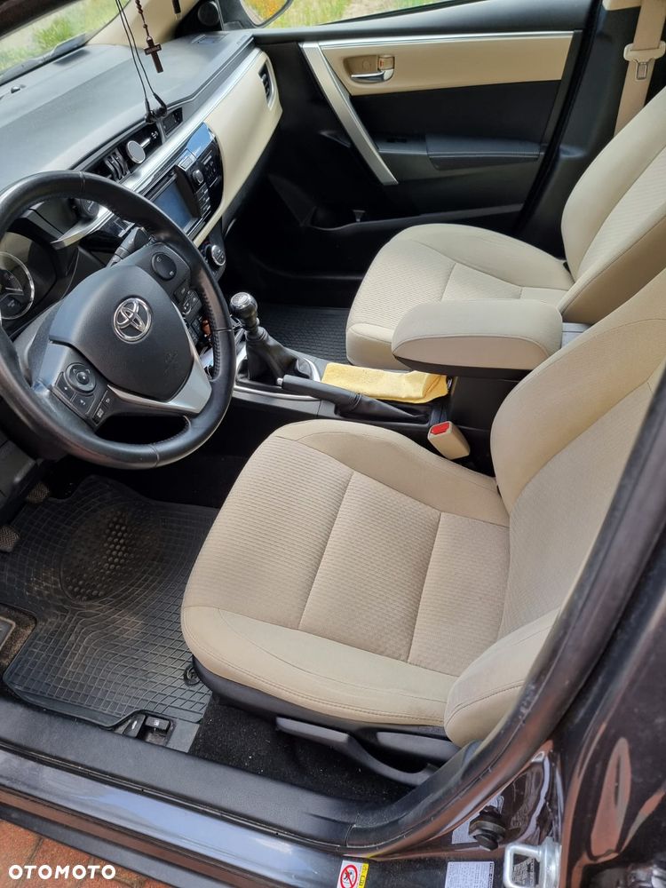 Toyota Corolla 1.6 Premium EU6 - 6