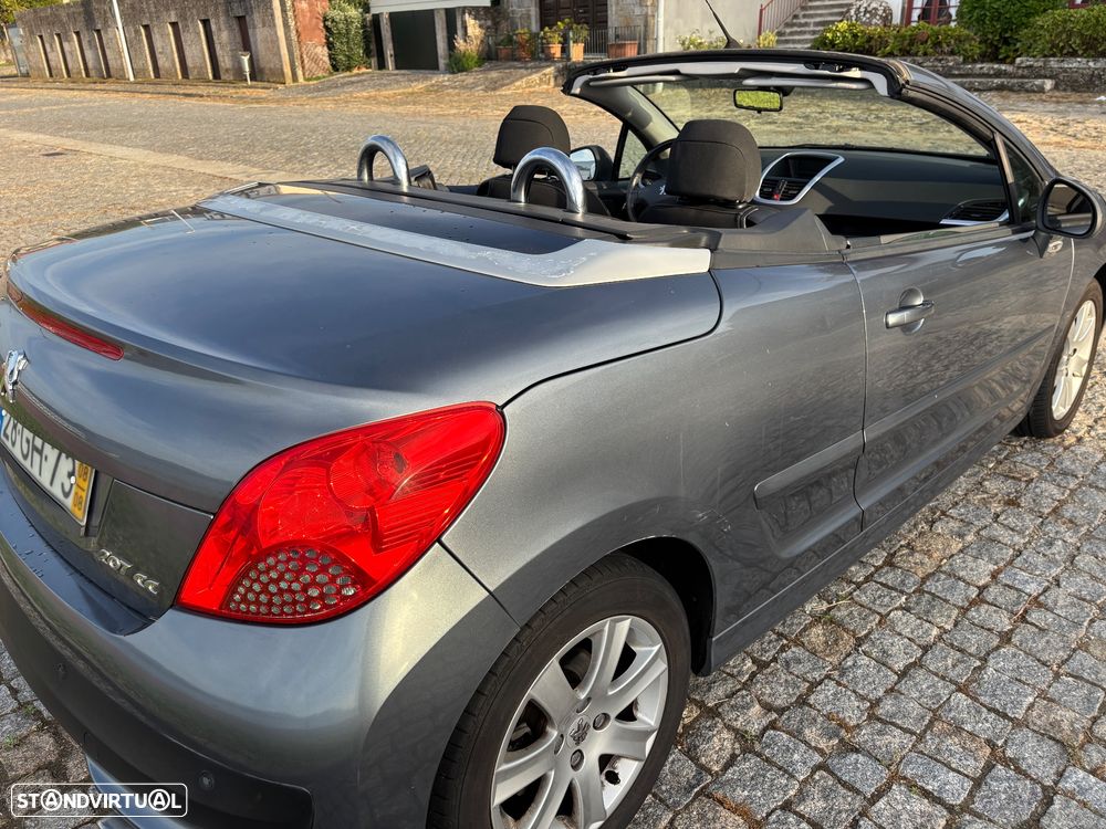 Peugeot 207 CC 1.6 HDi FAP - 10