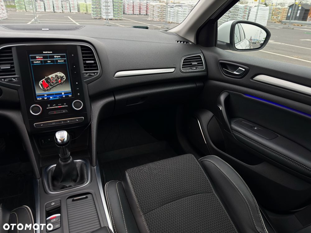 Renault Megane 1.2 Energy TCe Bose - 19