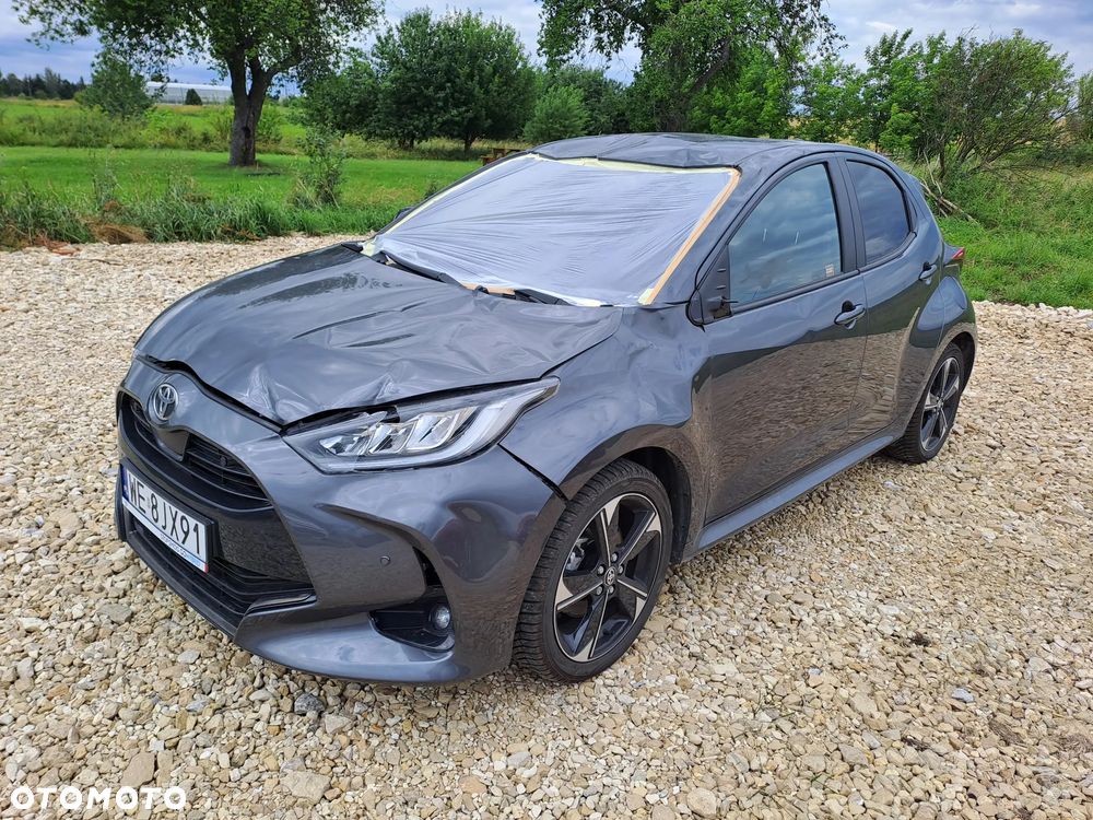 Toyota Yaris - 1