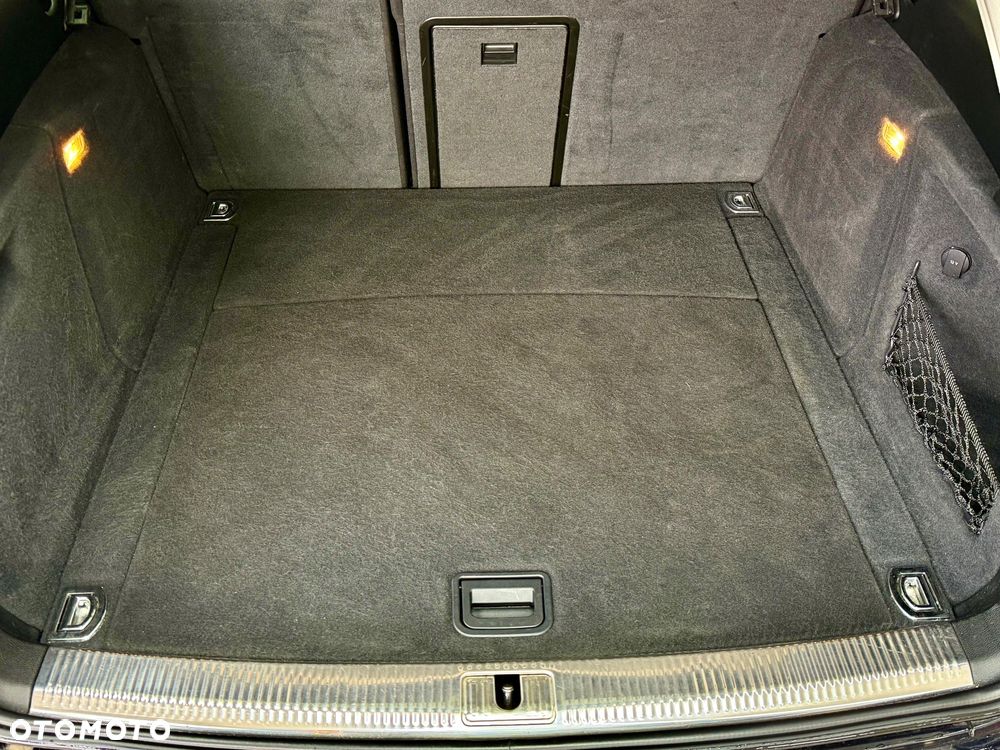 Audi A4 Avant 2.0 TDI Limited Edition - 9
