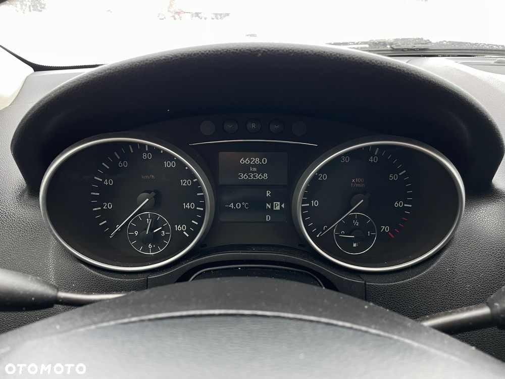 Mercedes-Benz ML - 27