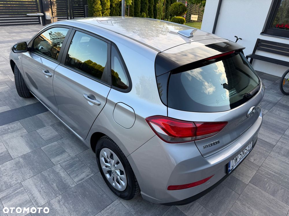 Hyundai i30 1.5 DPI Classic + - 10