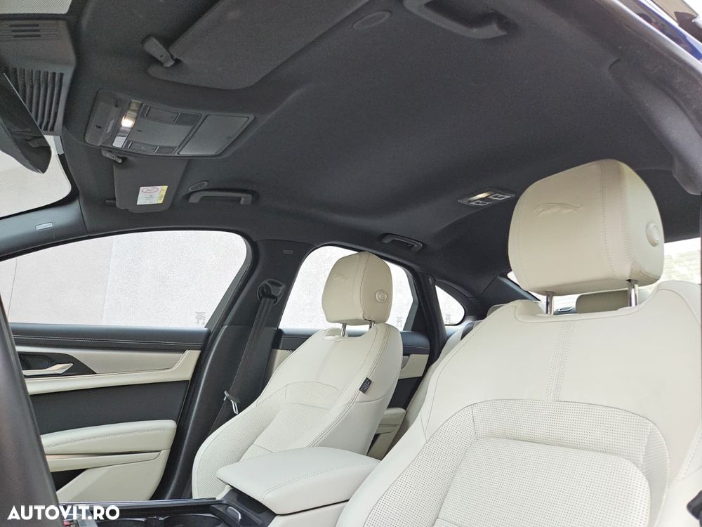 Jaguar XF D200 AWD R-Dynamic SE - 8