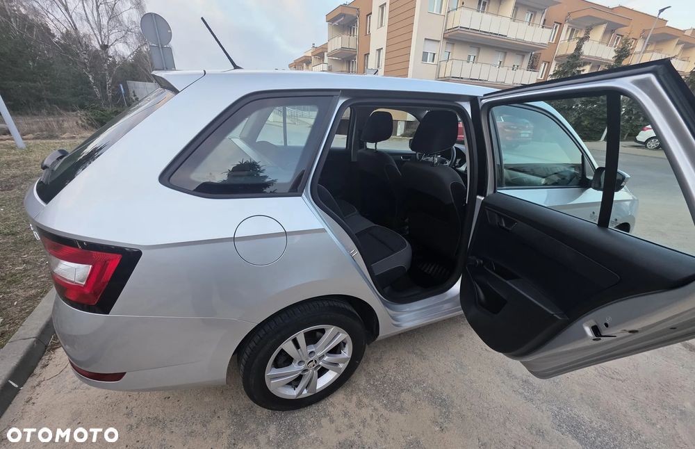 Skoda Fabia 1.0 TSI Ambition - 13