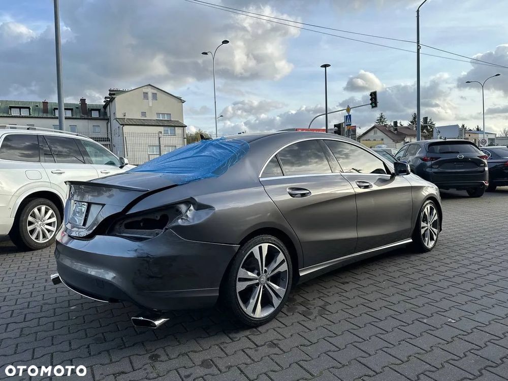 Mercedes-Benz CLA 250 7G-DCT - 5
