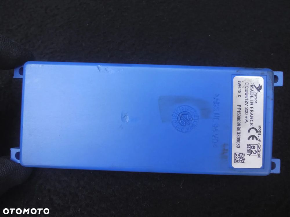 MODUŁ ZESTAW GŁOŚNOMÓWIĄCY PARROT CK3100 - 2