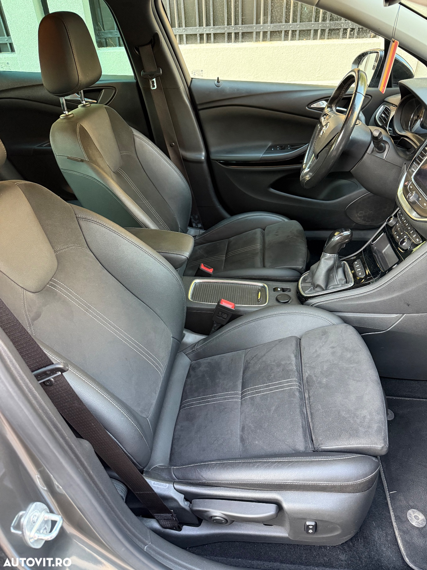 Opel Astra 1.2L Turbo Start/Stop Elegance - 13
