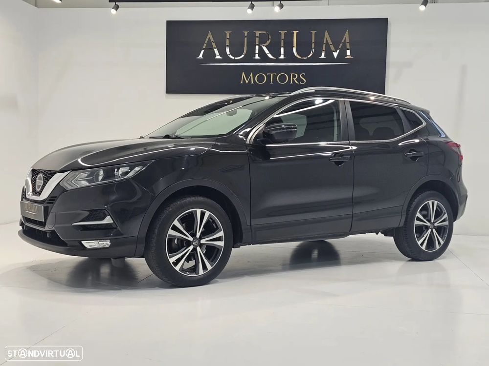 Nissan Qashqai 1.5 dCi N-Connecta J18 - 1