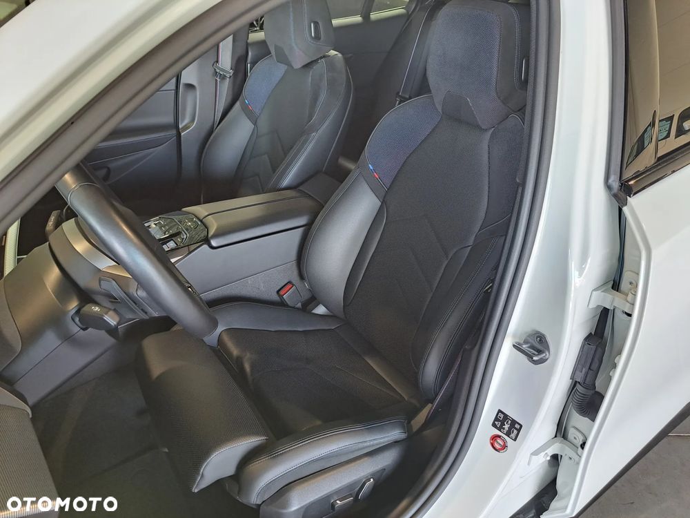 BMW Seria 5 520d xDrive mHEV M Sport - 11