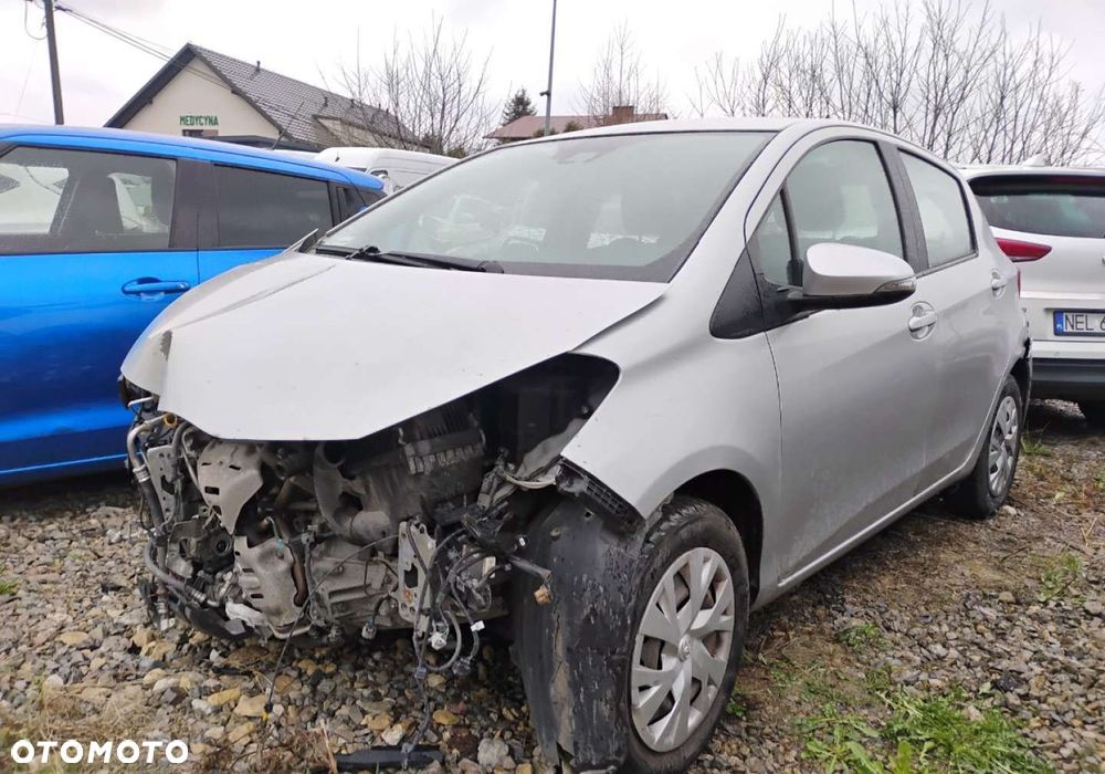 Toyota Yaris - 2