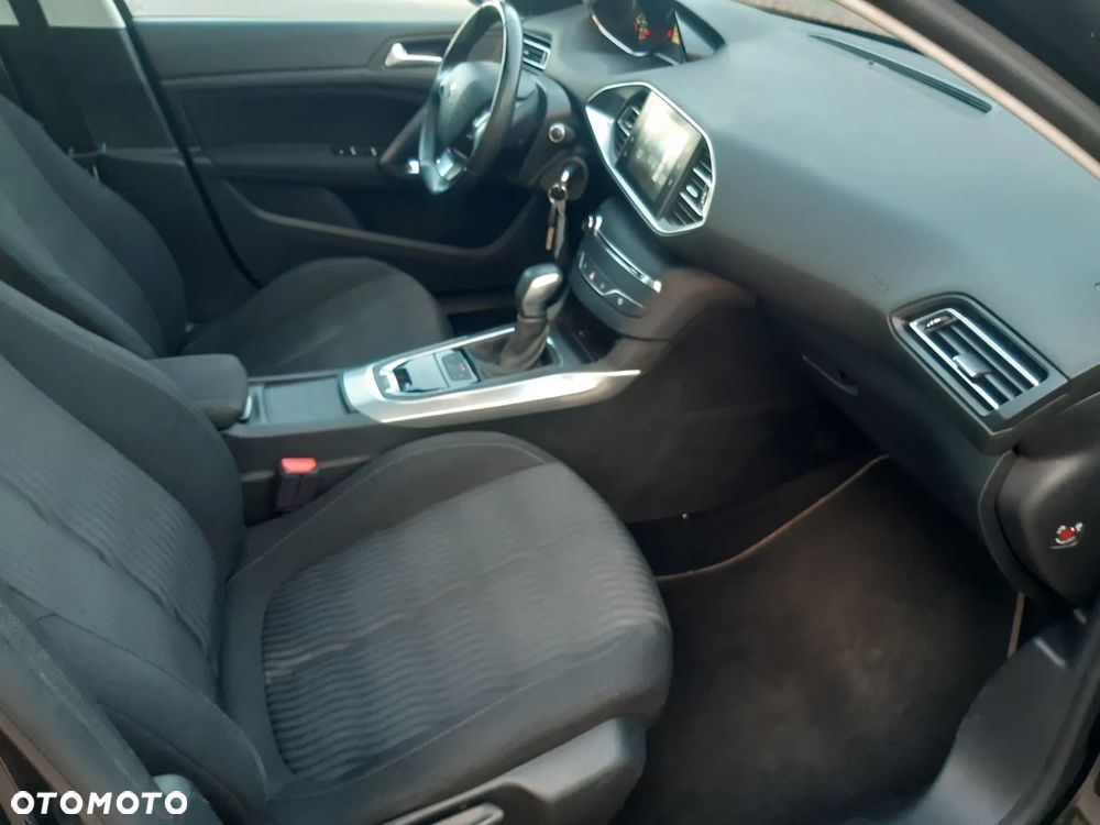 Peugeot 308 SW BlueHDi 150 Automatik Stop & Start Niveau 2 Business-Line - 15