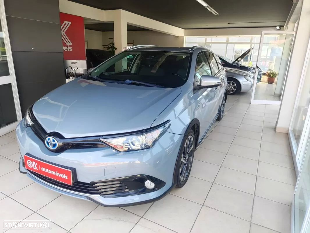 Toyota Auris Touring Sports 1.8 HSD Comfort+P.Sport - 5