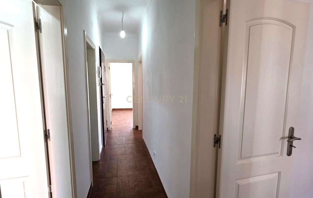 Apartamento T2 em Almada praceta Infante Dona Beatriz - Grande imagem: 3/17