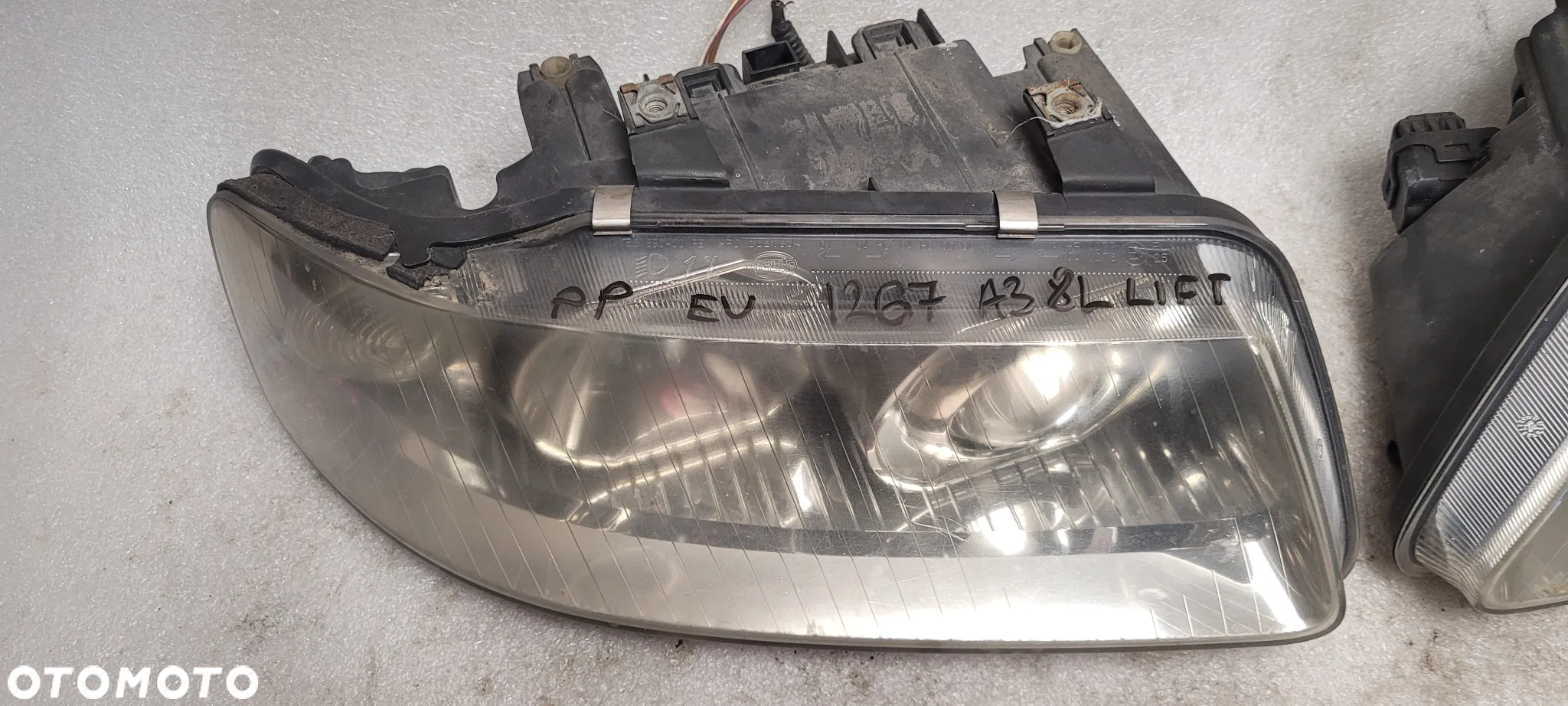AUDI A3 8L LIFT 00-03 LAMPA PRZÓD PRAWA+LEWA HELLA ORYGINAŁ - 3