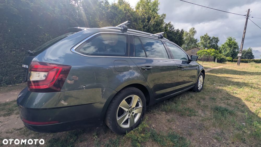 Skoda Octavia ver-1-5-tsi-gpf-act-ambition - 4