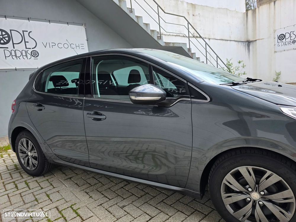 Peugeot 208 1.6 e-HDi Allure - 27