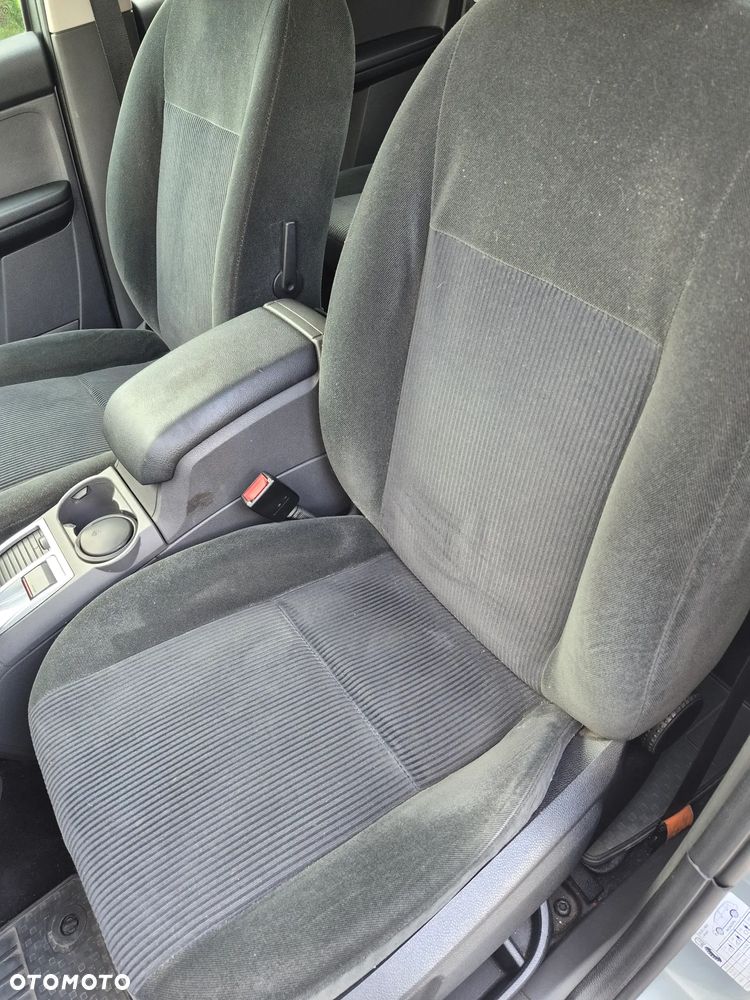 Ford Focus C-Max 1.6 FX Gold / Gold X - 31