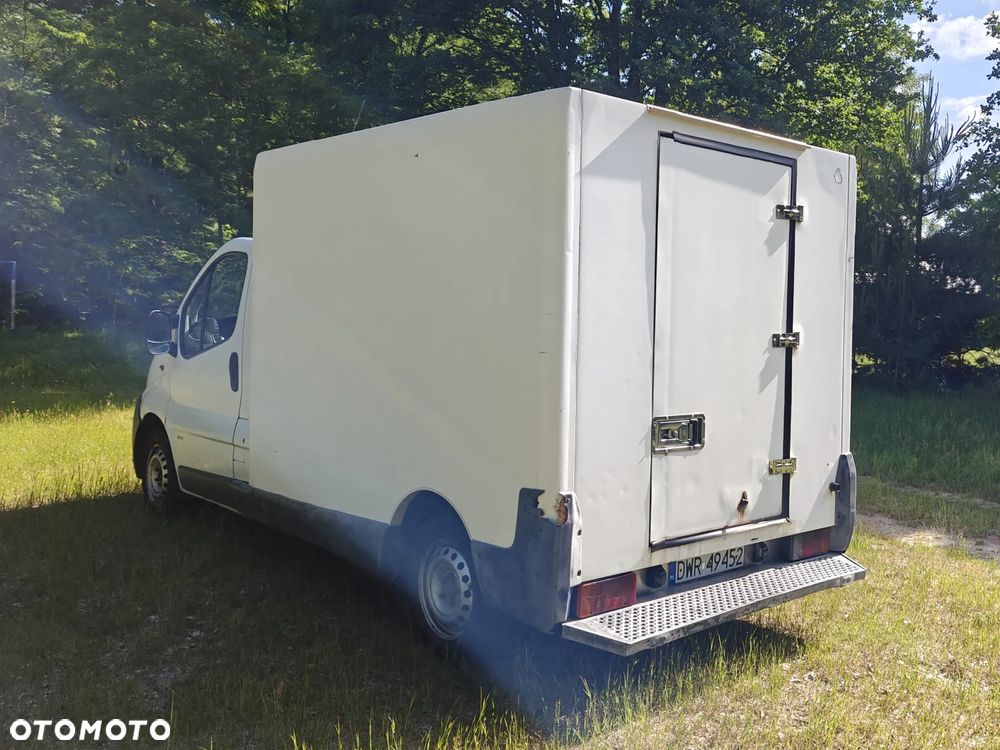 Opel Vivaro Traffic Chłodnia - 4