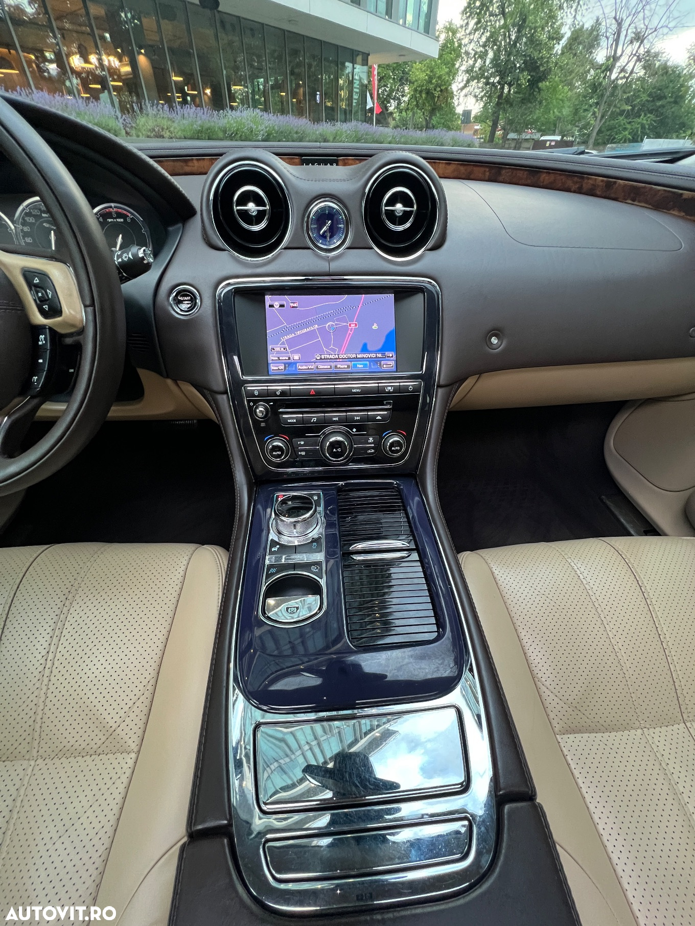 Jaguar XJ 3.0 V6 Premium Luxury Aut SWB - 13