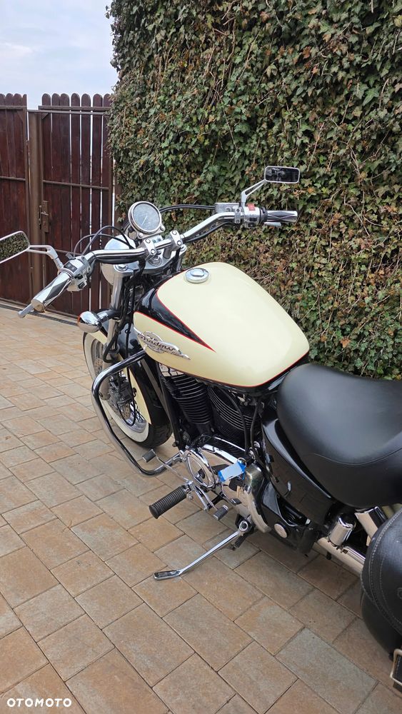 Honda Shadow - 12