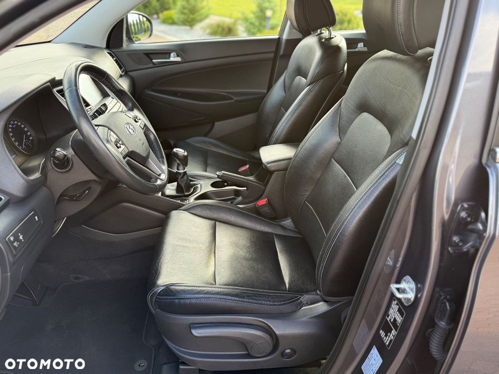 Hyundai Tucson blue 1.6 GDi 2WD Navi - 18