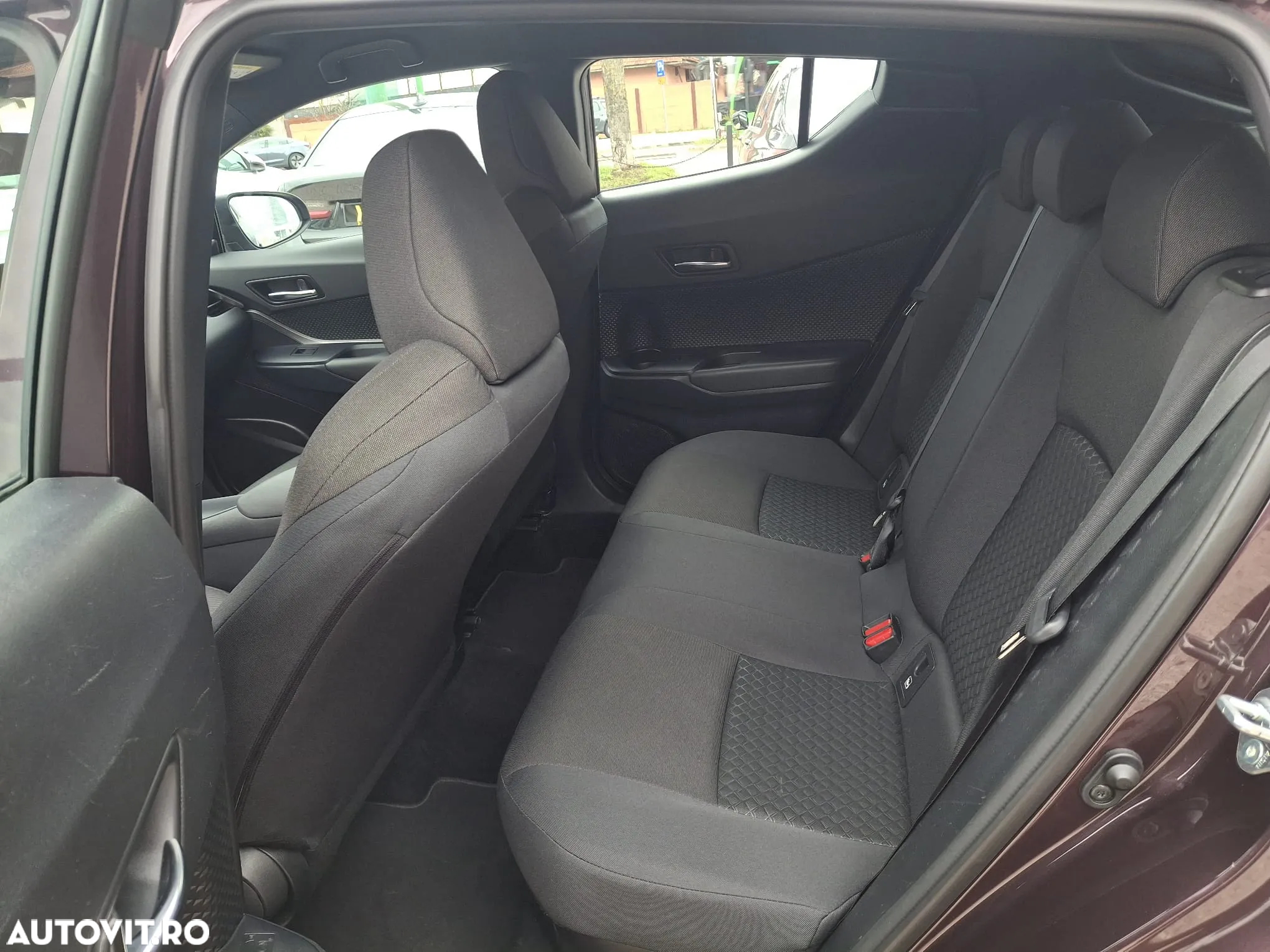 Toyota C-HR 1.8 HSD 122 CP 4x2 CVT Core - 21