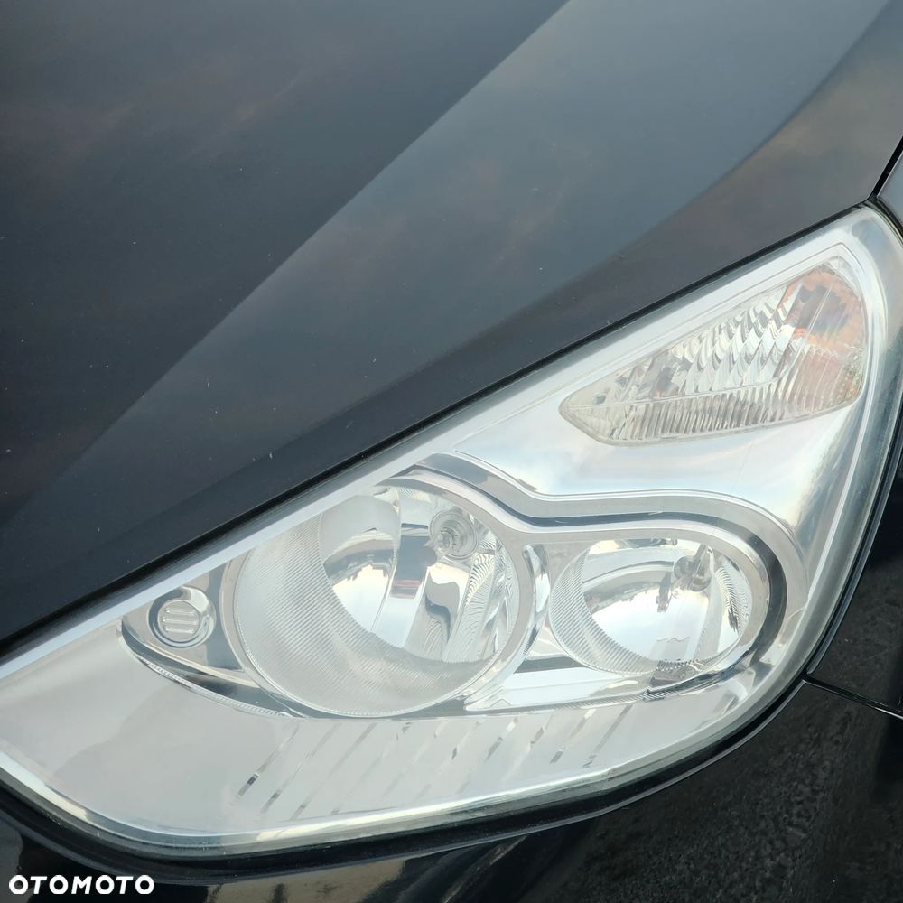 Ford Galaxy 2.0 Ghia - 18