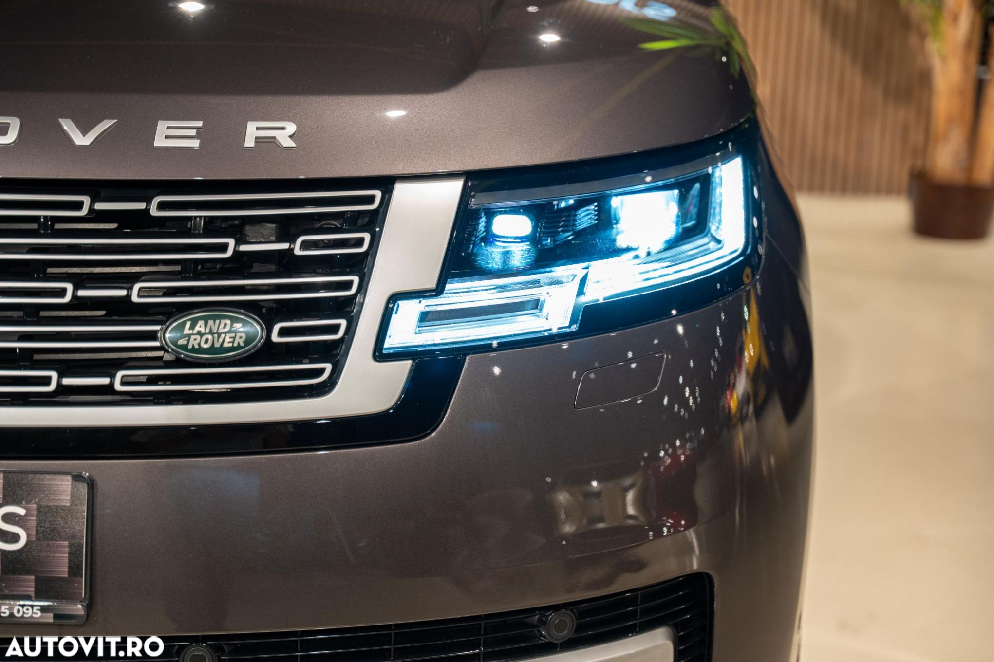 Land Rover Range Rover - 11