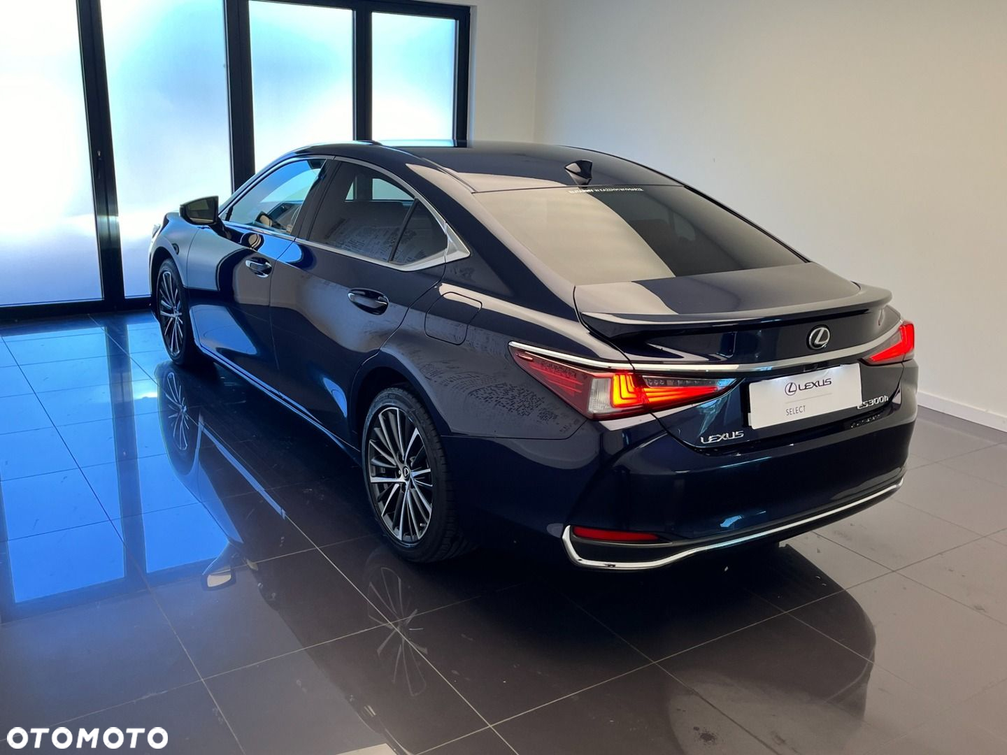 Lexus ES - 8