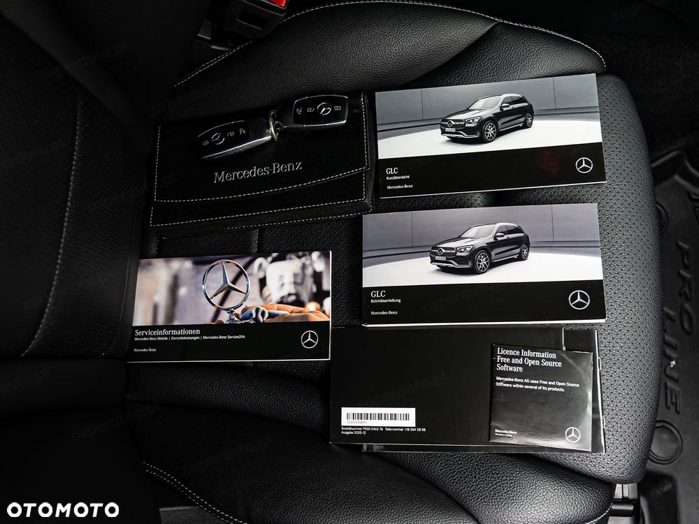 Mercedes-Benz GLC - 33