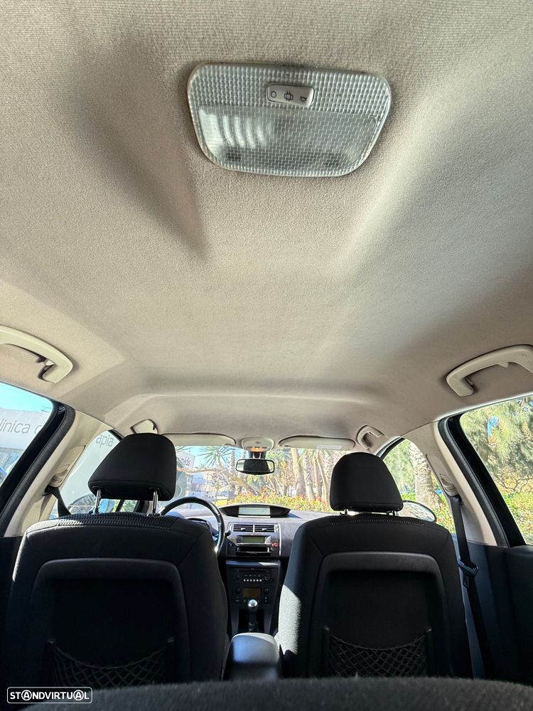 Citroën C4 1.6 HDi 110 VTR Pack - 5