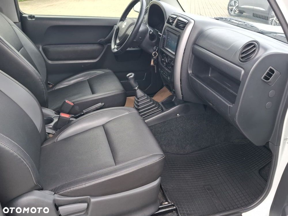 Suzuki Jimny 2015