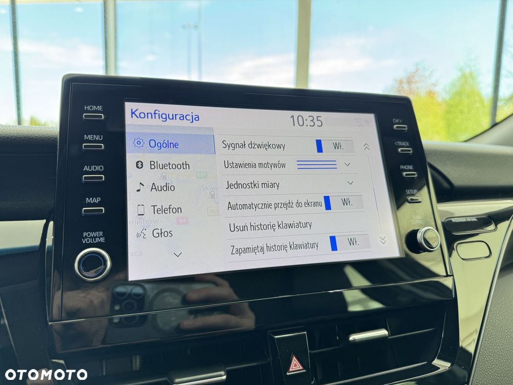 Toyota Camry 2.5 Hybrid Executive CVT - 36
