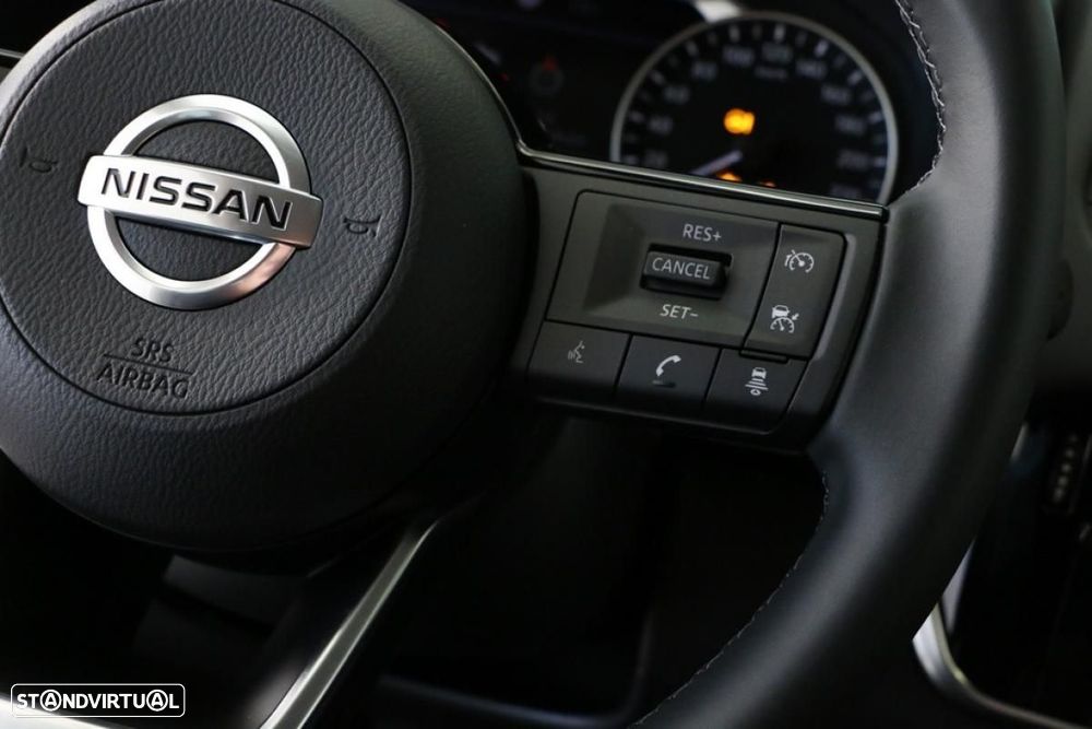 Nissan Qashqai 1.3 DIG-T Acenta LED+R - 29