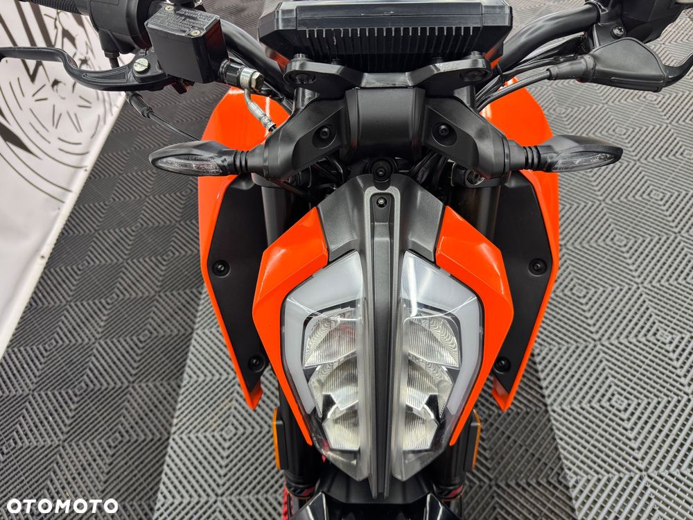 KTM Duke - 10