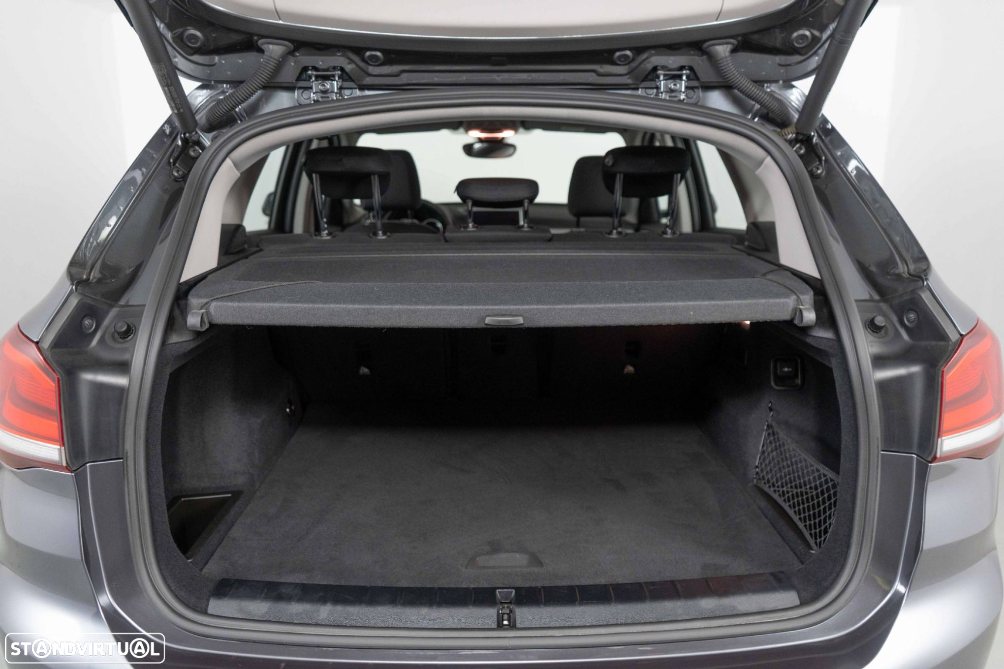BMW X1 25 e xDrive Corporate Edition - 11