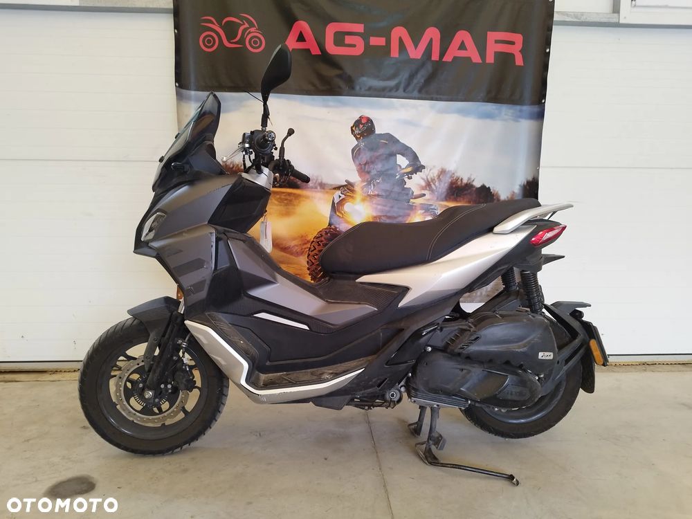 Aprilia SR - 6