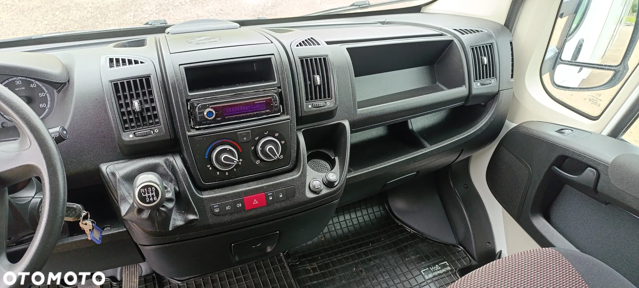 Peugeot Boxer - 21
