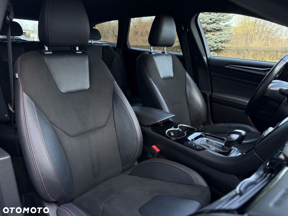 Ford Mondeo - 28