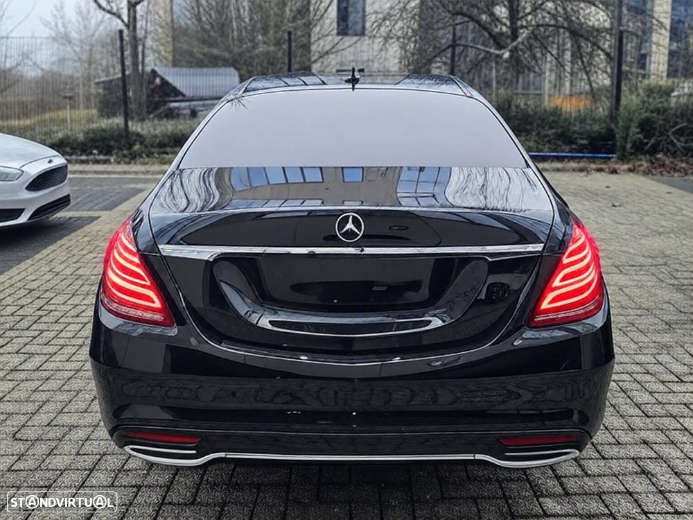 Mercedes-Benz S 300 BlueTEC Hybrid - 12