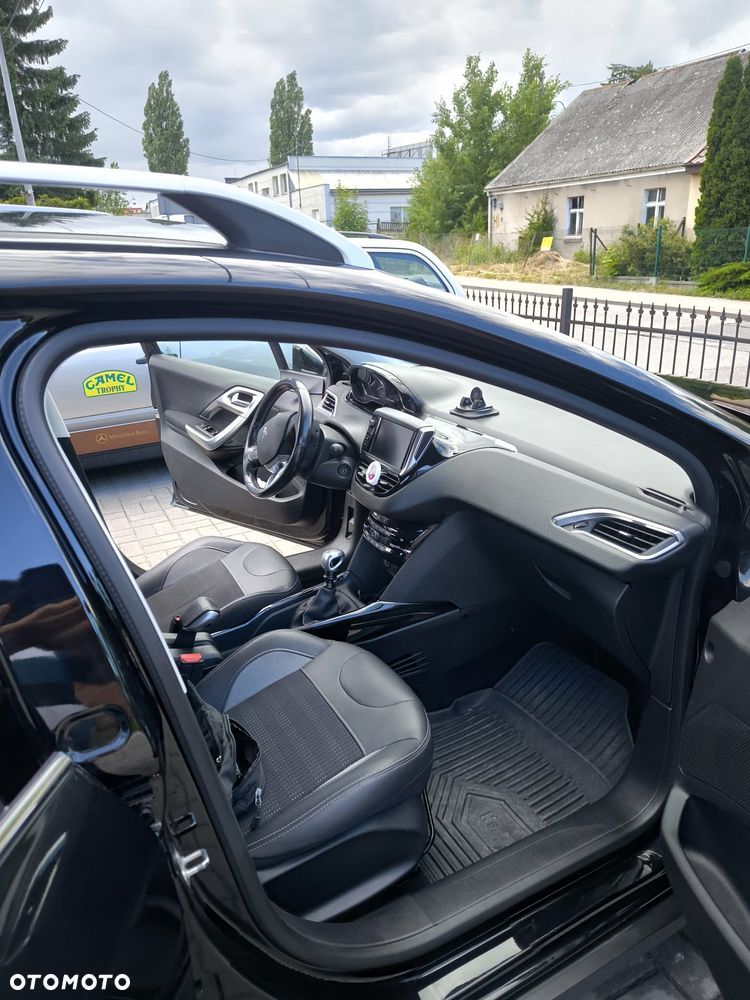 Peugeot 2008 1.2 PureTech Active S&S - 4