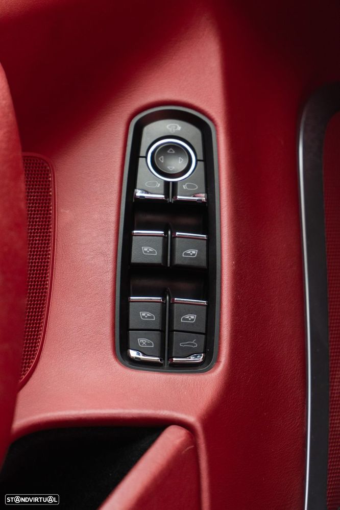 Porsche Panamera Edition - 16