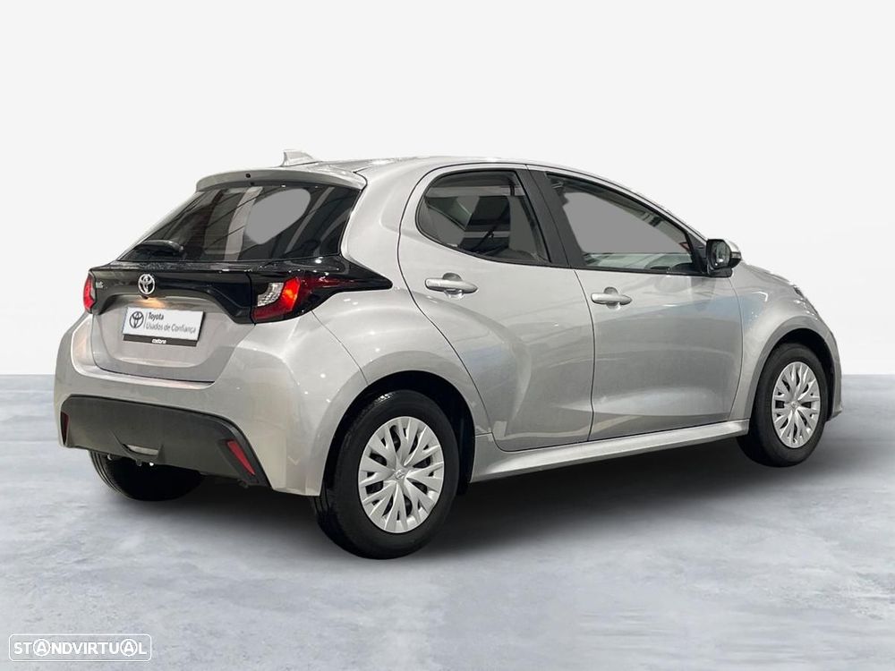 Toyota Yaris — fotografia 17