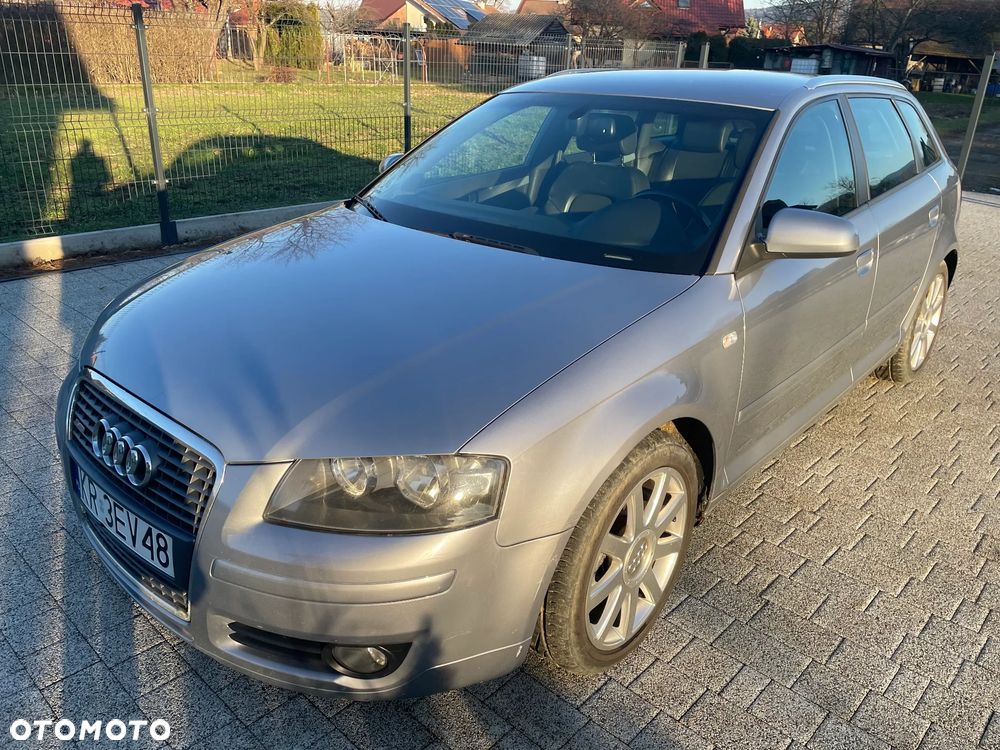 Audi A3 Sportback - 2