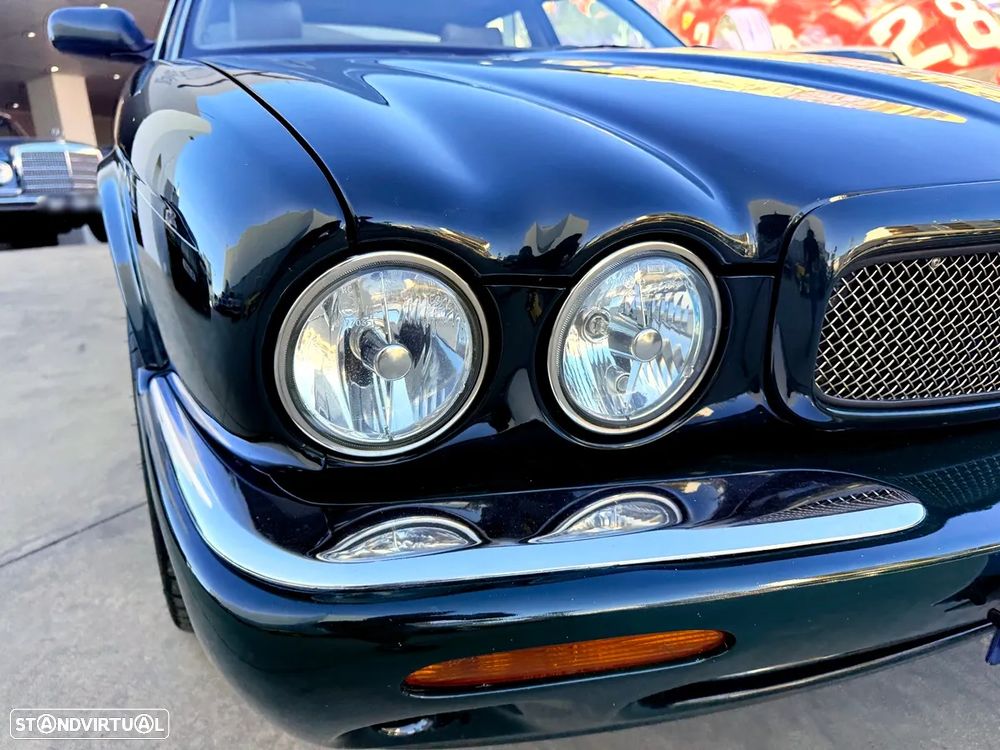 Jaguar XJ XJ8 3.2 Executive - 39