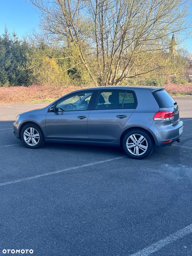 Volkswagen Golf 1.6 TDI Highline - 1