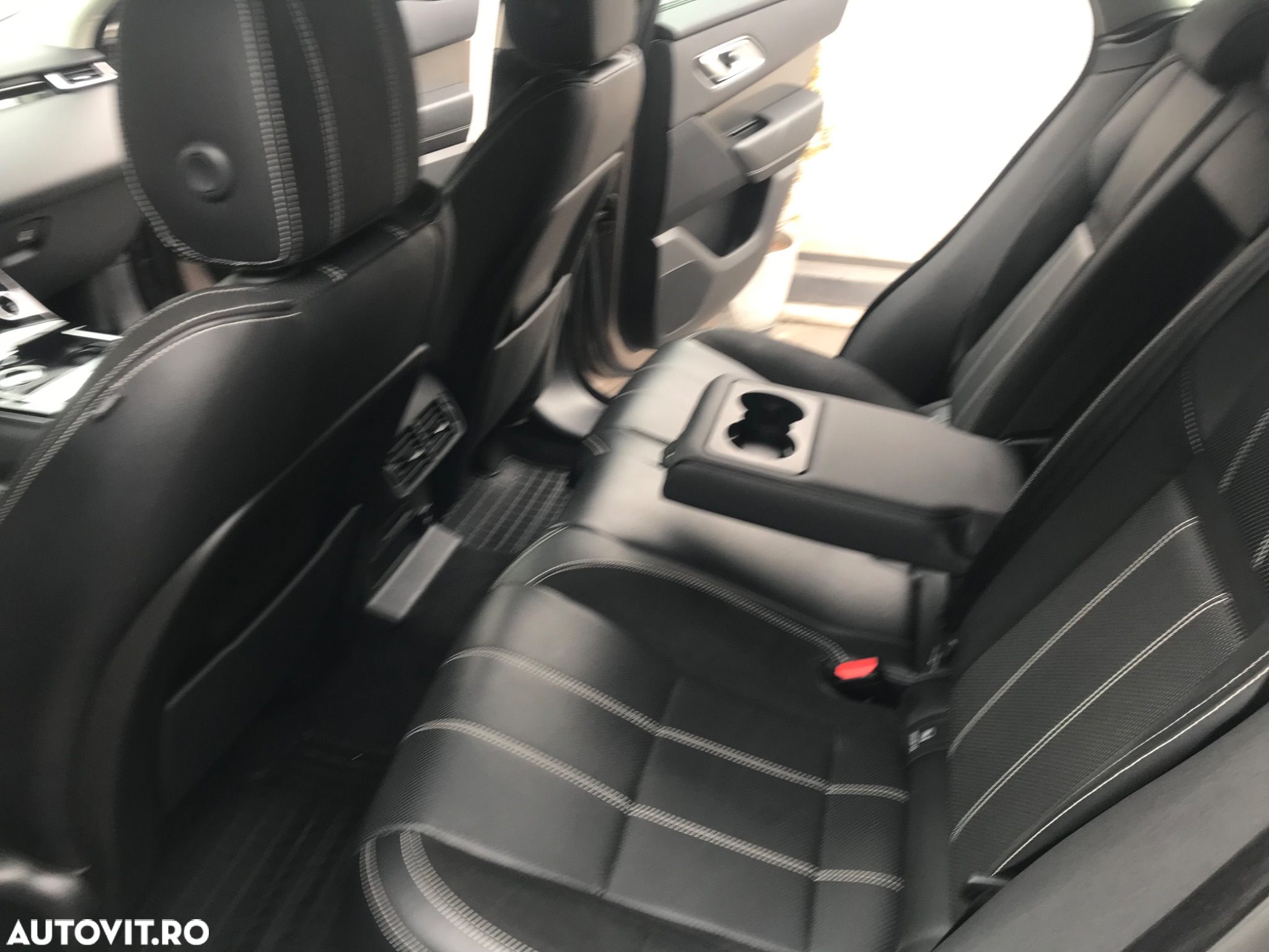 Land Rover Range Rover Velar 2.0 R-Dynamic - 3
