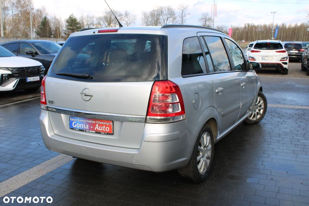 Opel Zafira - 6
