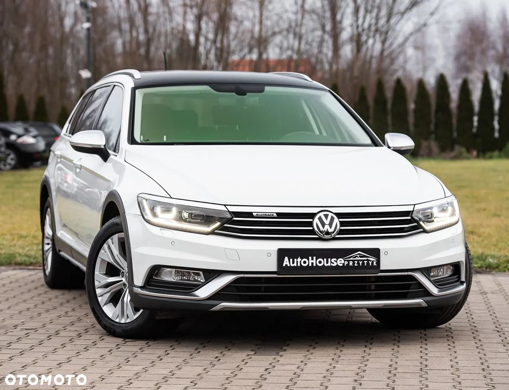 Volkswagen Passat Alltrack - 1